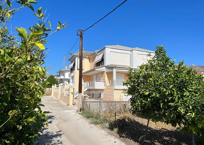Apartment Mitrou 2
